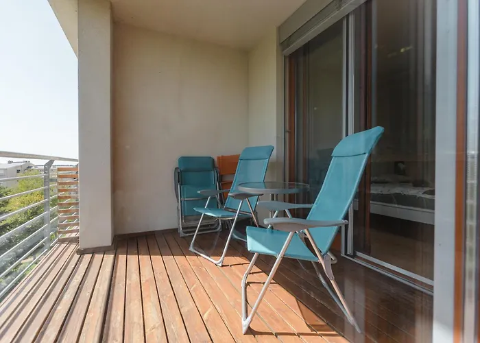 Golden Bridge And Wellness *